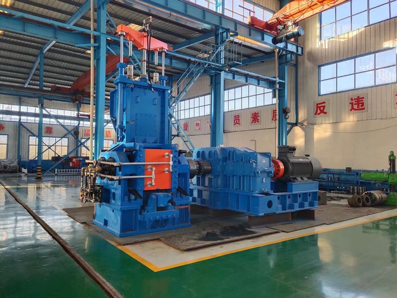 QINGDAO SHENGHUALONG RUBBER MACHINERY CO.,LTD ligne de production du fabricant